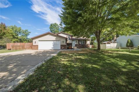1035 Burntwood Drive Medina OH 44256