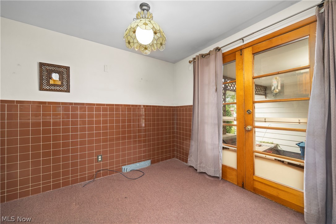 2824 Oberlin Avenue Lorain OH 44052