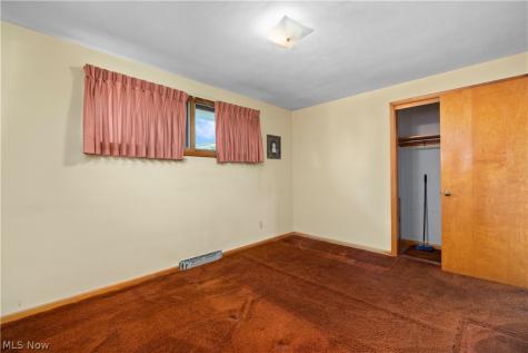 2824 Oberlin Avenue Lorain OH 44052