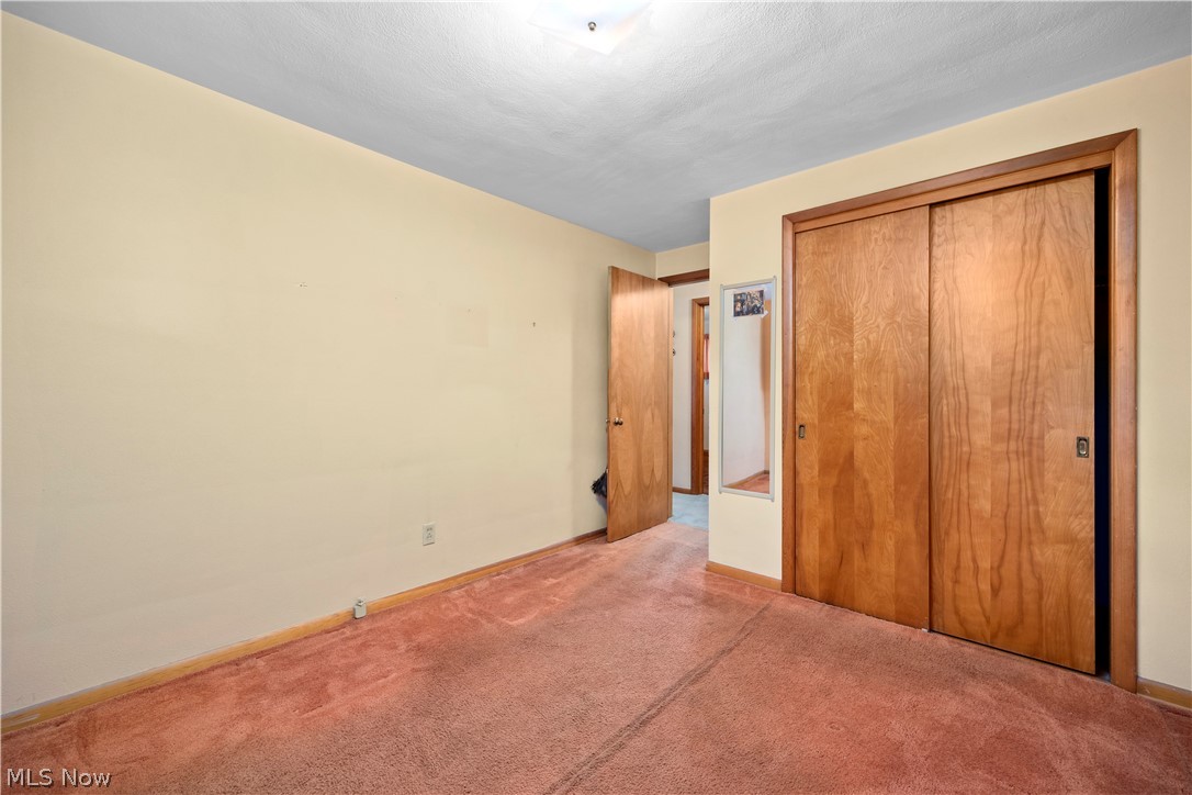 2824 Oberlin Avenue Lorain OH 44052