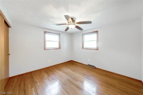 1315 W 44th Street Lorain OH 44053