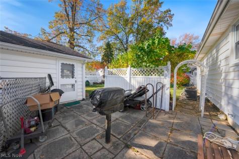 1315 W 44th Street Lorain OH 44053
