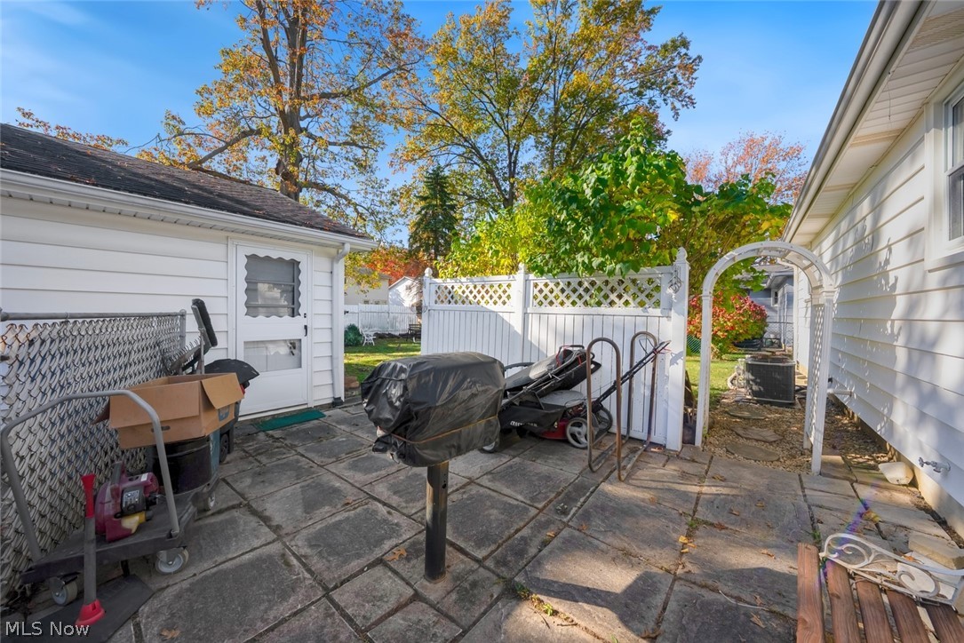 1315 W 44th Street Lorain OH 44053