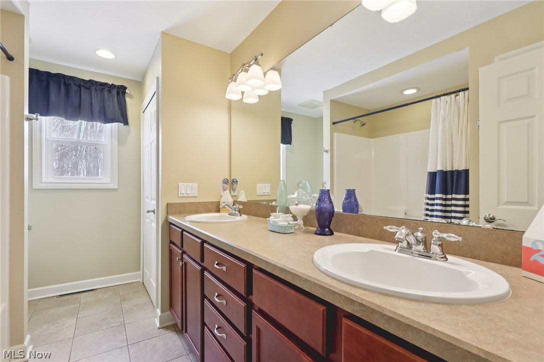 8234 Talbot Circle Mentor OH 44060