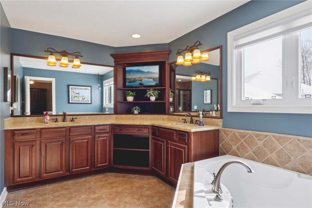 8234 Talbot Circle Mentor OH 44060