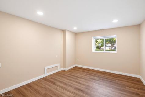 8083 Broadmoor Road Mentor OH 44060