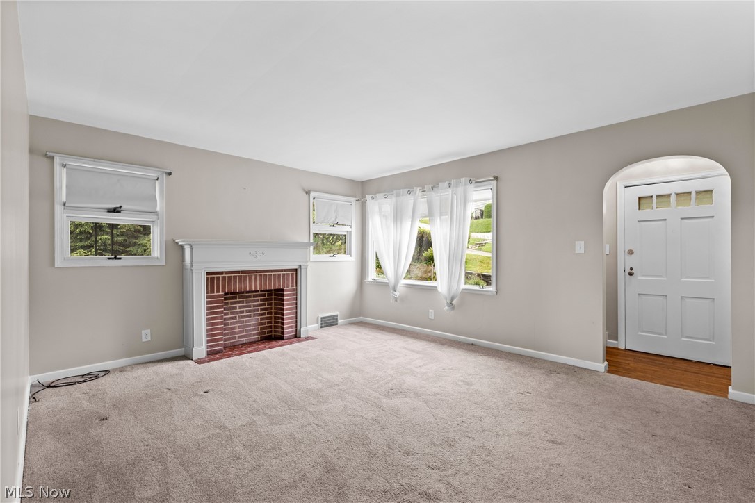 1210 Virginia Martins Ferry OH 43935