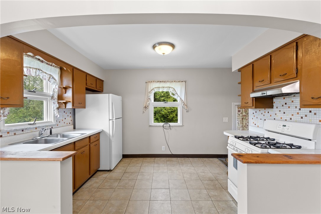 1210 Virginia Martins Ferry OH 43935