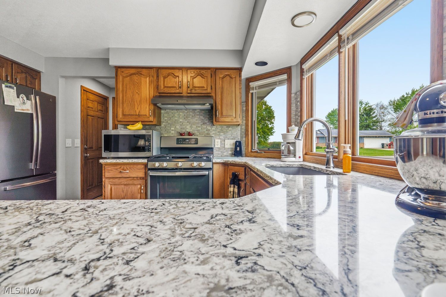 3763 Oakridge Drive NE Louisville OH 44641
