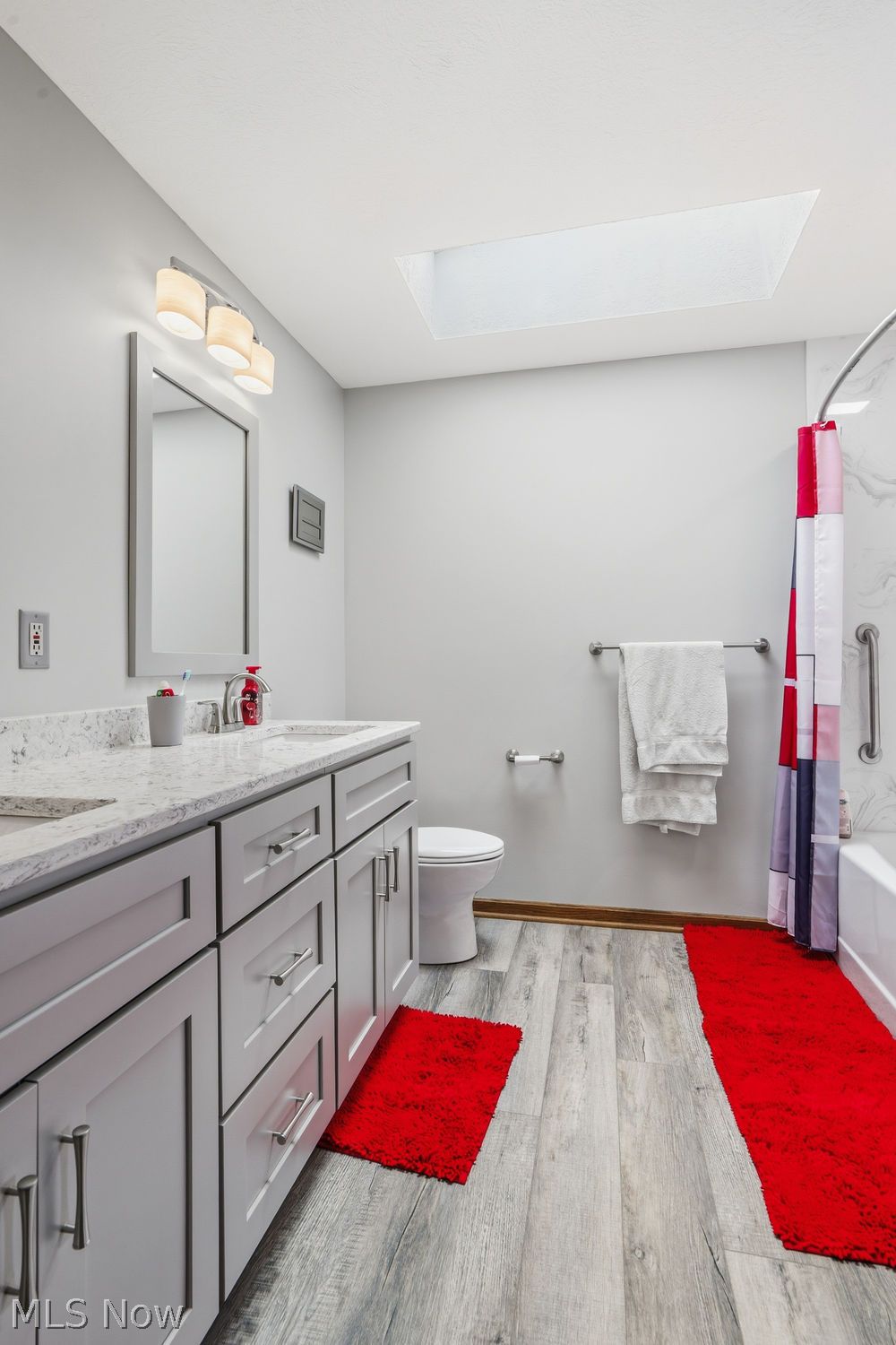 3763 Oakridge Drive NE Louisville OH 44641