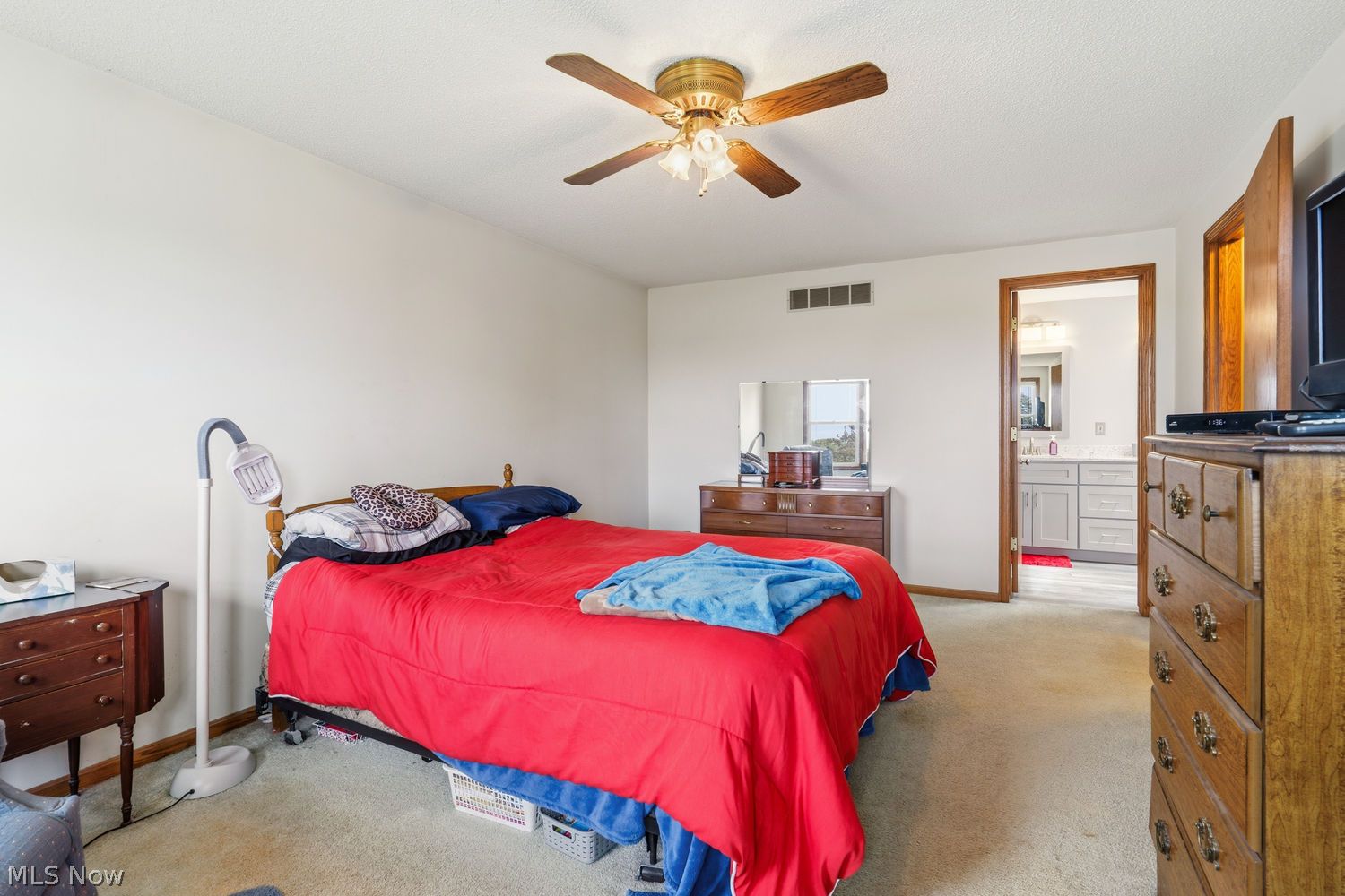 3763 Oakridge Drive NE Louisville OH 44641