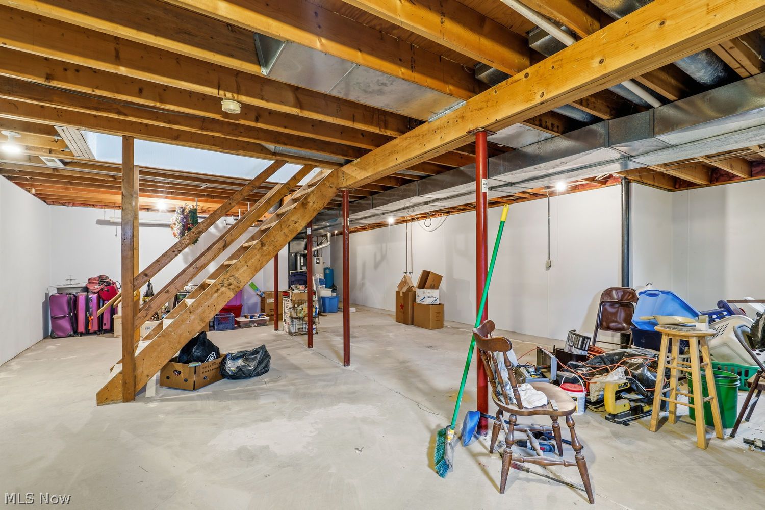 3763 Oakridge Drive NE Louisville OH 44641