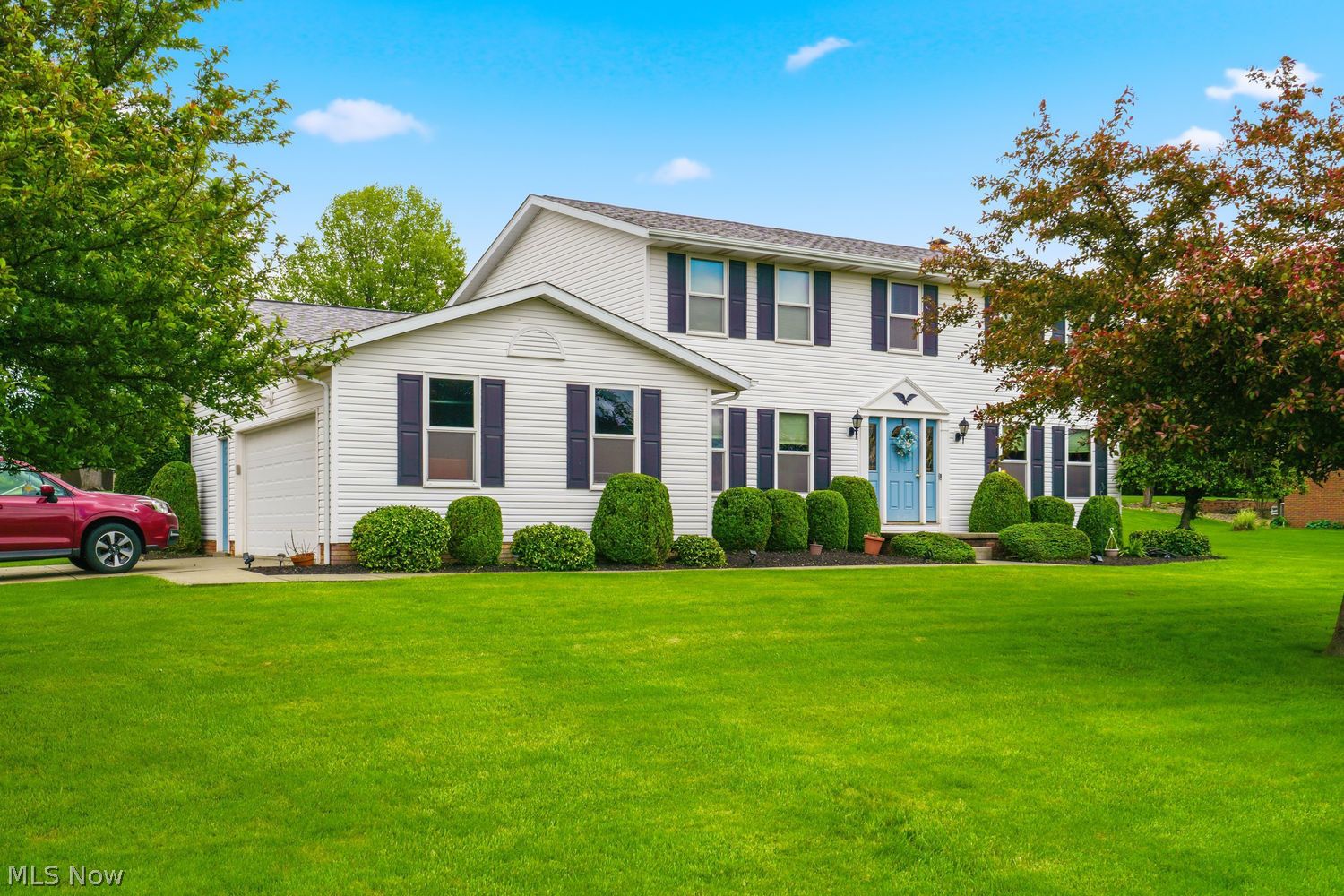 3763 Oakridge Drive NE Louisville OH 44641
