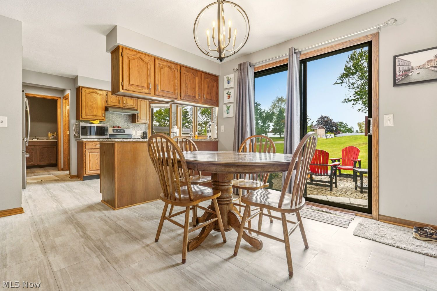 3763 Oakridge Drive NE Louisville OH 44641