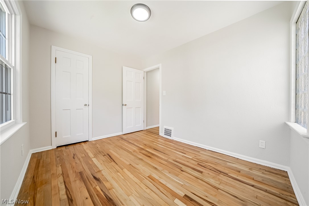 14531 Orchard Park Avenue Cleveland OH 44111