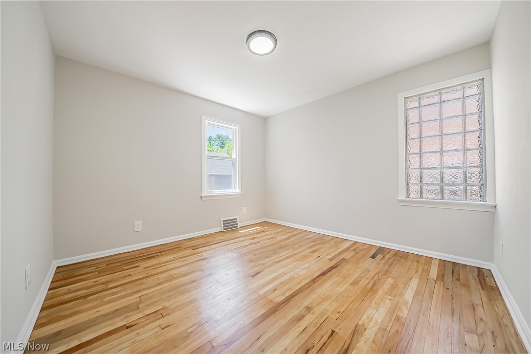 14531 Orchard Park Avenue Cleveland OH 44111