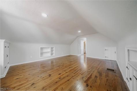 14531 Orchard Park Avenue Cleveland OH 44111