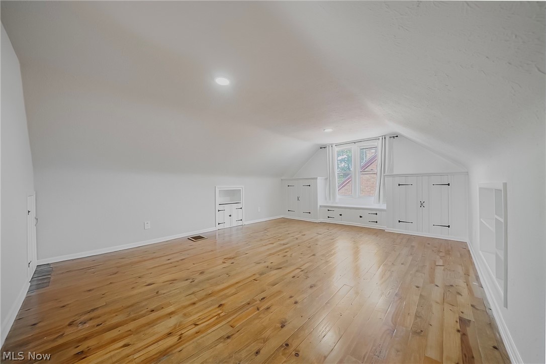 14531 Orchard Park Avenue Cleveland OH 44111