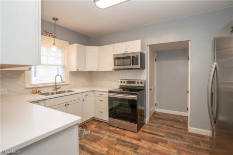 106 W Summit Street Alliance OH 44601