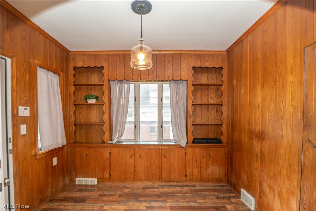 106 W Summit Street Alliance OH 44601