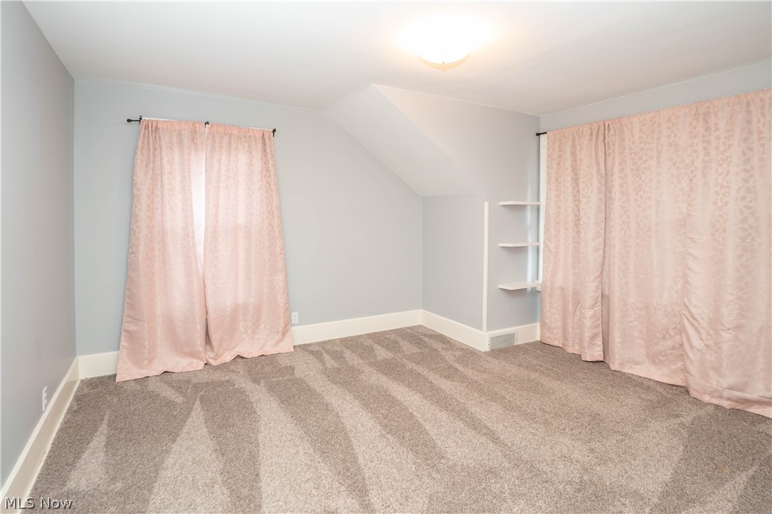 106 W Summit Street Alliance OH 44601
