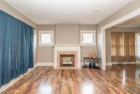 106 W Summit Street Alliance OH 44601