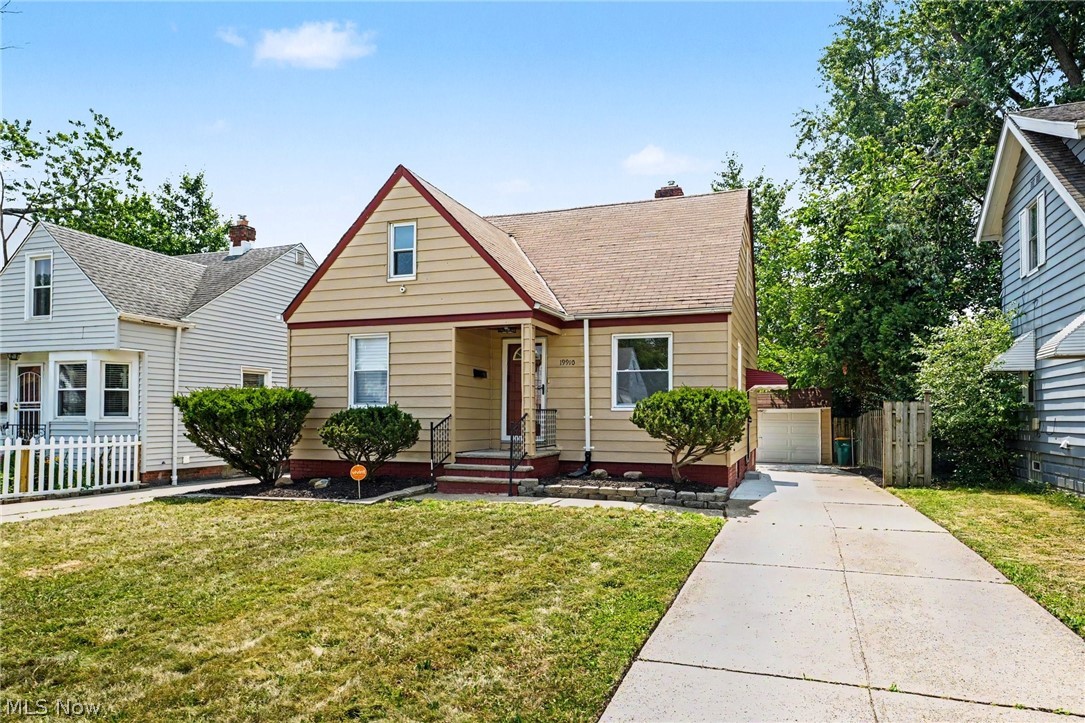 19910 Mountville Drive Maple Heights OH 44137