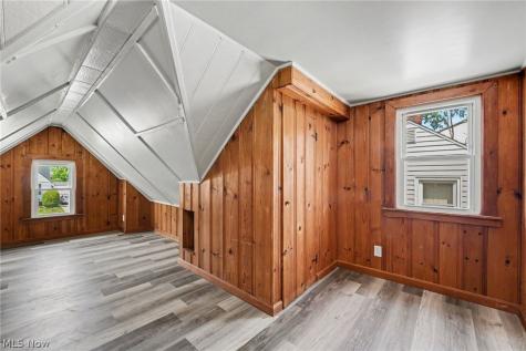 19910 Mountville Drive Maple Heights OH 44137