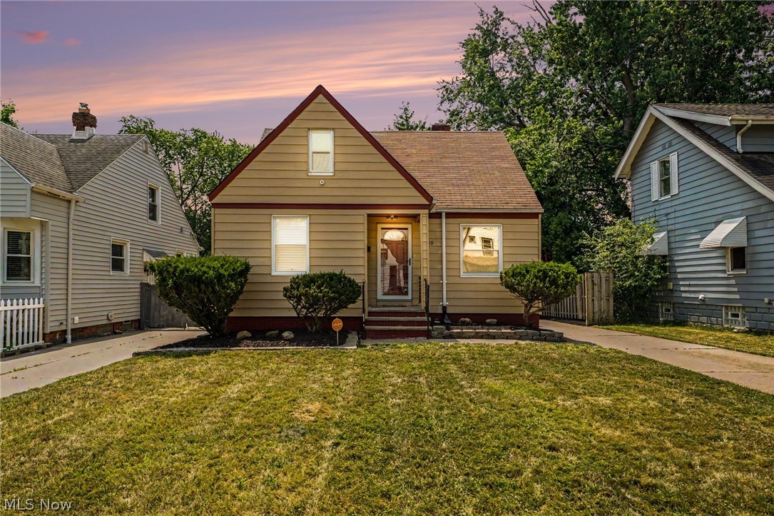 19910 Mountville Drive Maple Heights OH 44137