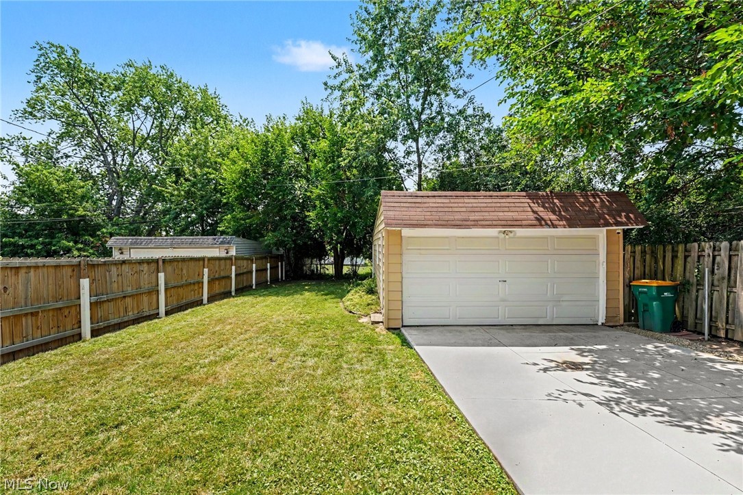 19910 Mountville Drive Maple Heights OH 44137