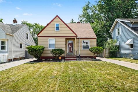 19910 Mountville Drive Maple Heights OH 44137