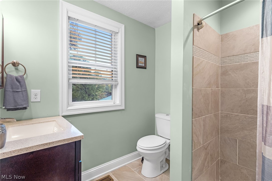 1102 Irish Road Kent OH 44240