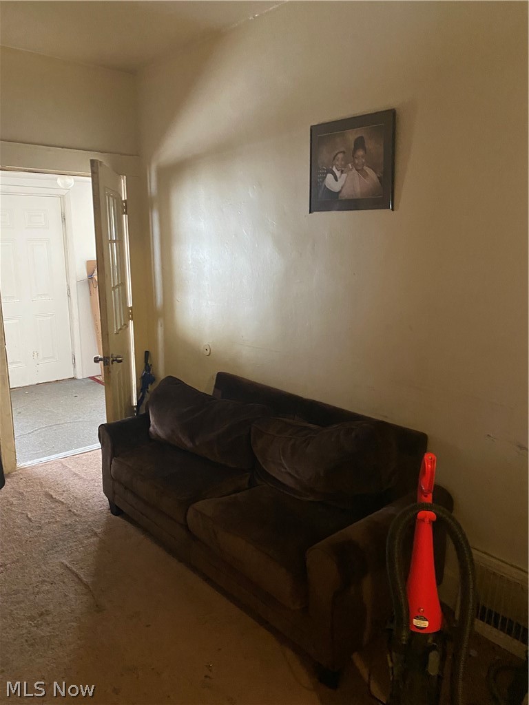 156 Roger Avenue Akron OH 44305