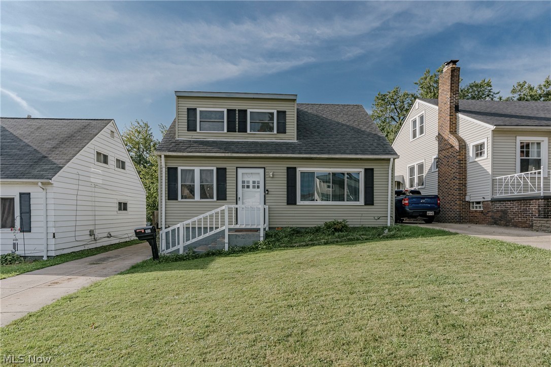 7611 Newport Avenue Parma OH 44129