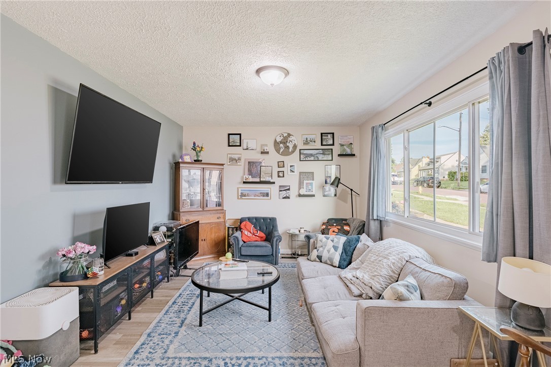 7611 Newport Avenue Parma OH 44129