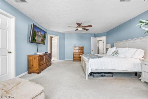 1107 Country Way Brunswick OH 44212
