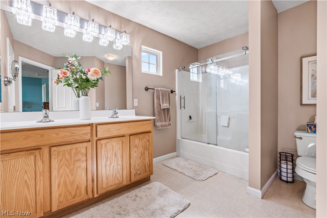1107 Country Way Brunswick OH 44212