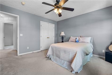 1107 Country Way Brunswick OH 44212