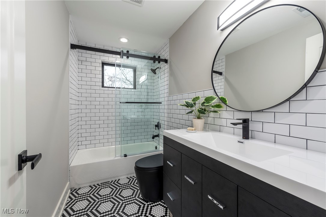 25715 Yeoman Drive Westlake OH 44145