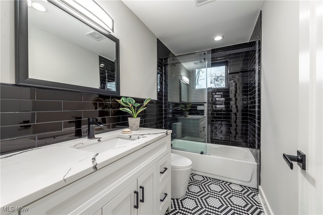 25715 Yeoman Drive Westlake OH 44145