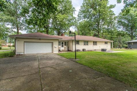 503 E Montrose Street Youngstown OH 44505