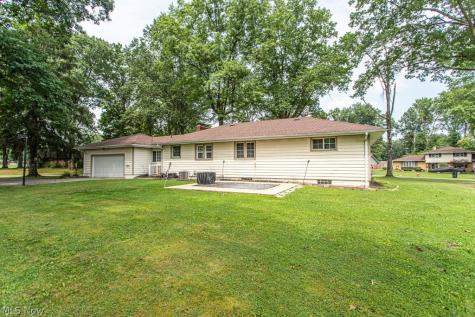 503 E Montrose Street Youngstown OH 44505