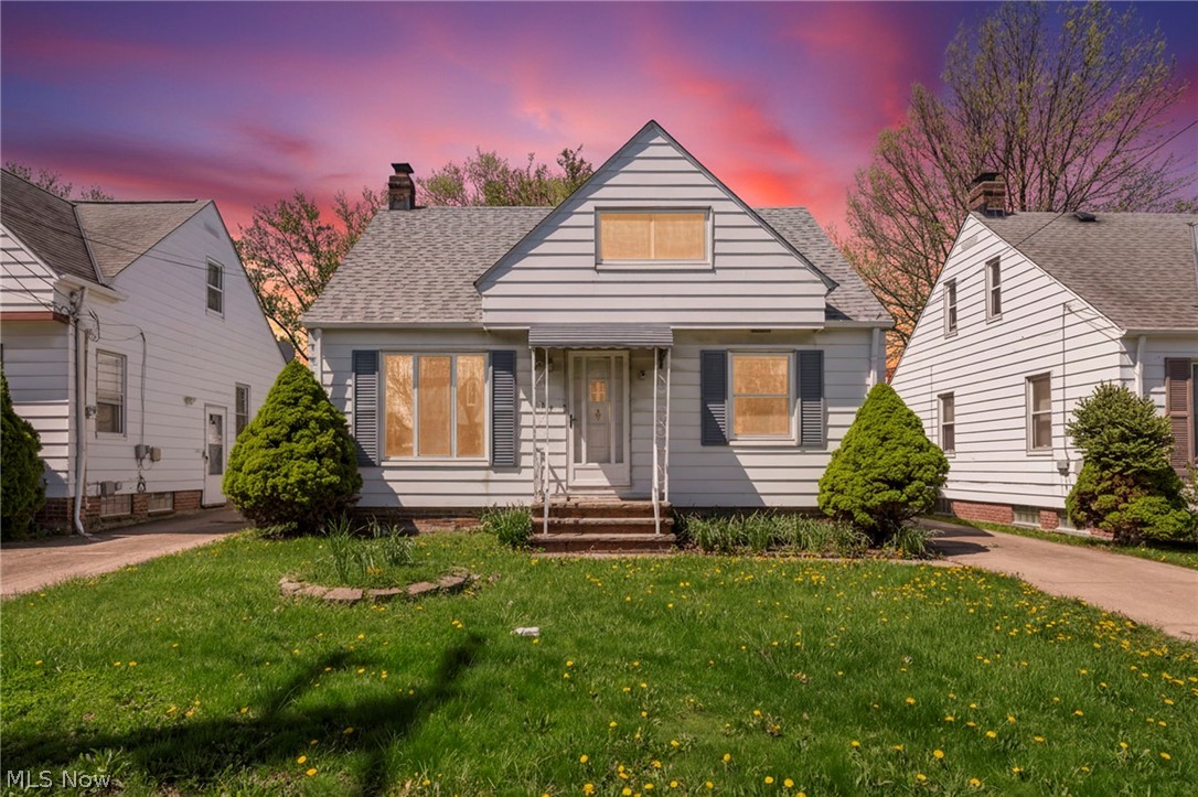 934 E 220th Street Euclid OH 44119