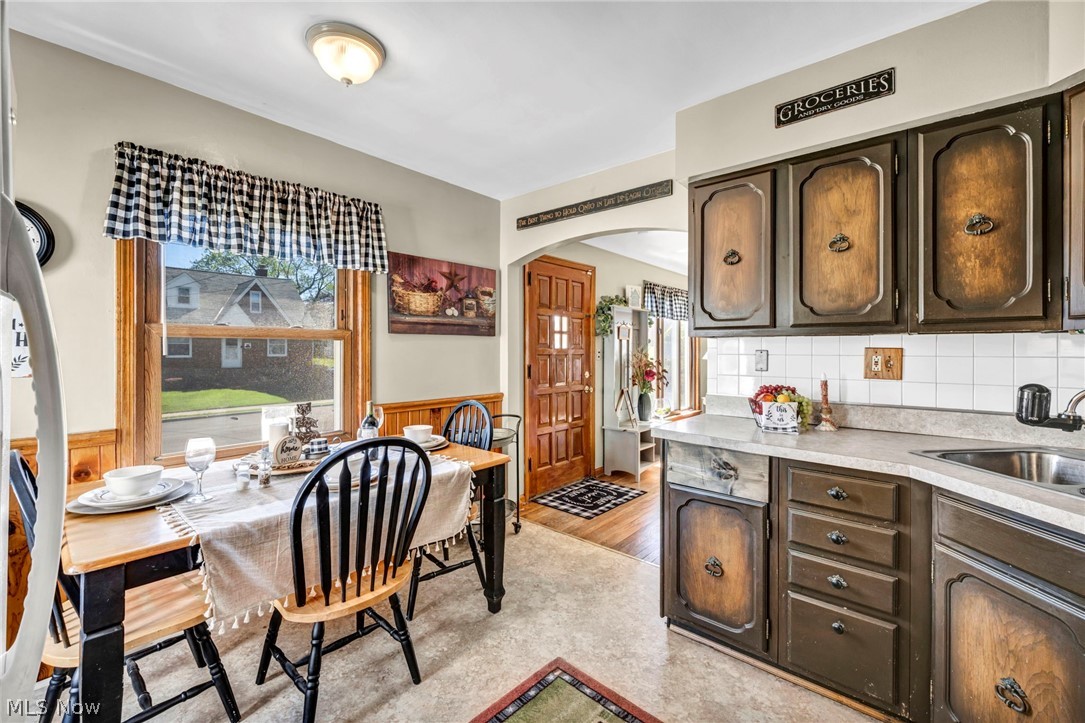 934 E 220th Street Euclid OH 44119