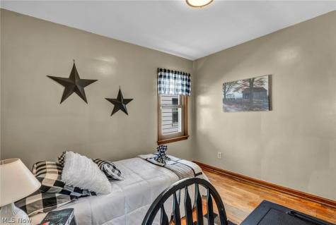 934 E 220th Street Euclid OH 44119