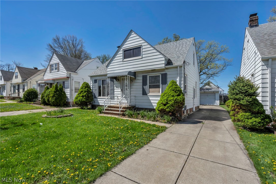 934 E 220th Street Euclid OH 44119
