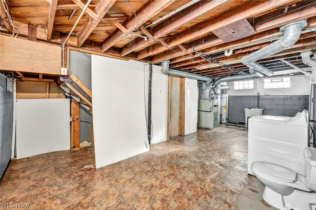 934 E 220th Street Euclid OH 44119