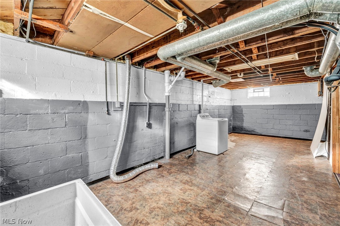 934 E 220th Street Euclid OH 44119