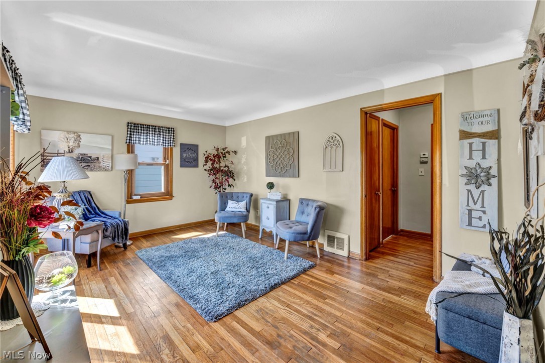 934 E 220th Street Euclid OH 44119