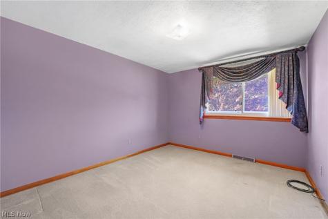 6553 Arden Avenue Brook Park OH 44142